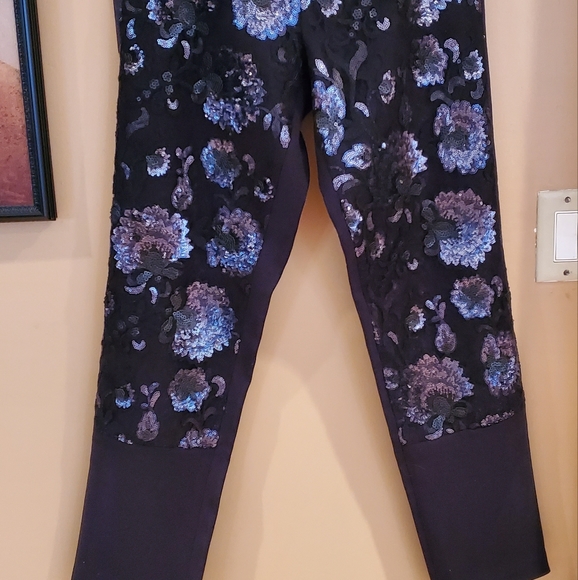 BCBGMAXAZRIA JACQUARD COMBO PANTS - Picture 3 of 5